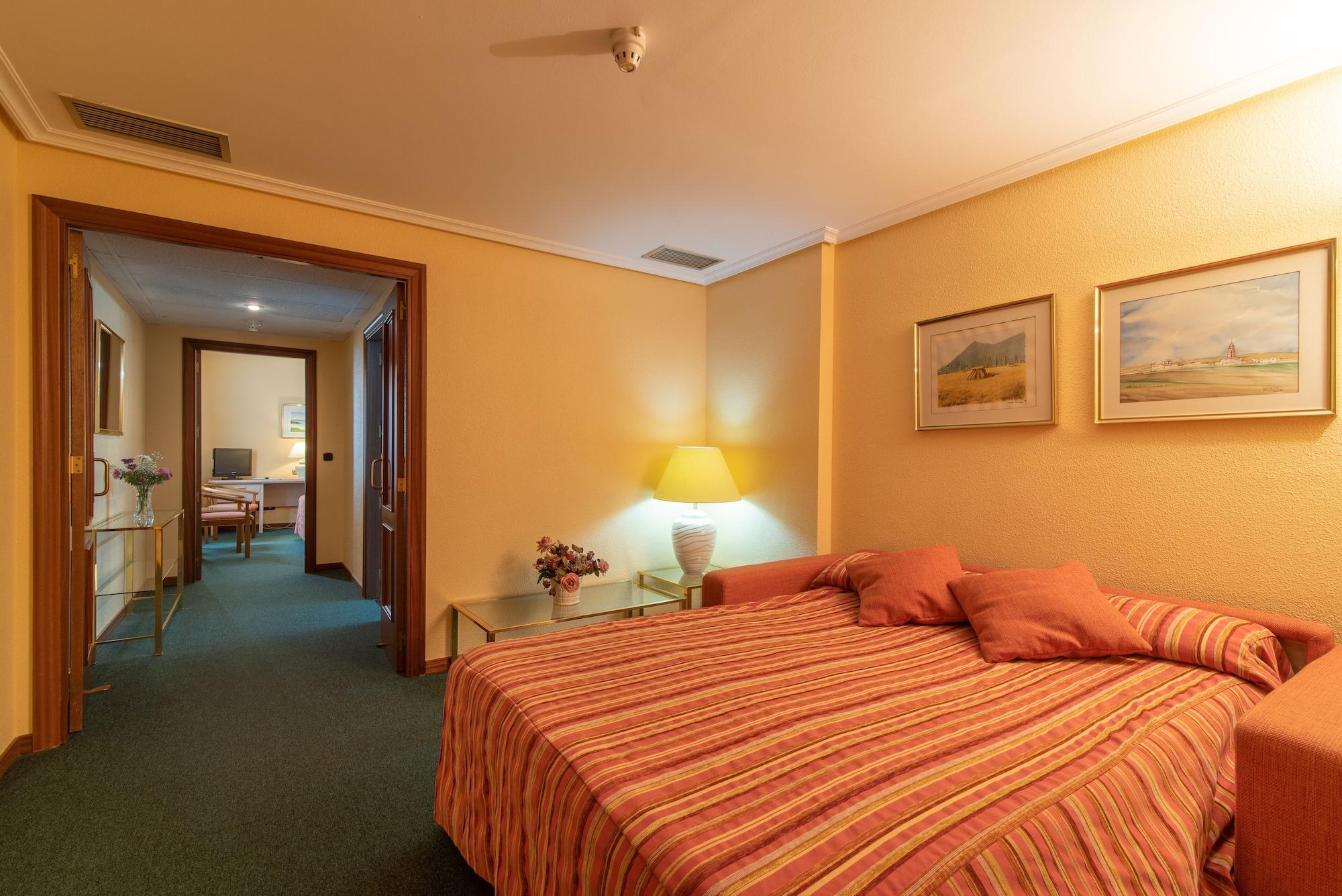Hospedium Hotel Europa Centro Magaz De Pisuerga Luaran gambar