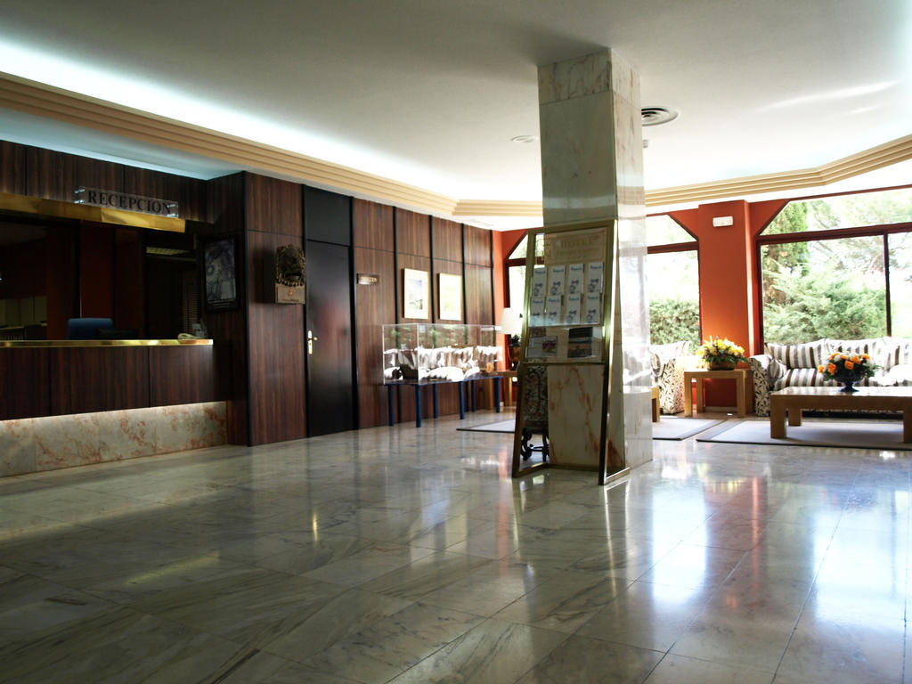 Hospedium Hotel Europa Centro Magaz De Pisuerga Luaran gambar