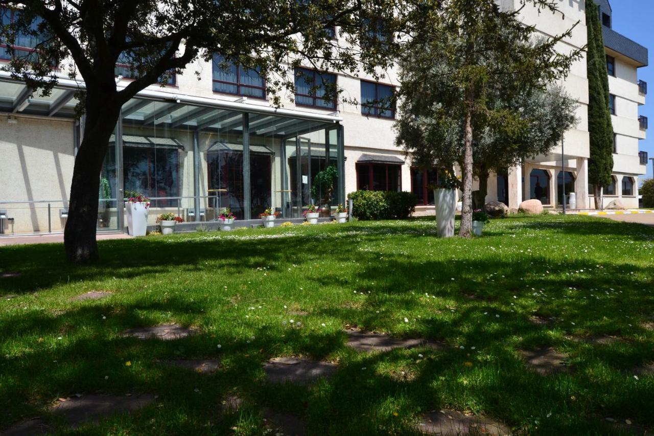 Hospedium Hotel Europa Centro Magaz De Pisuerga Luaran gambar